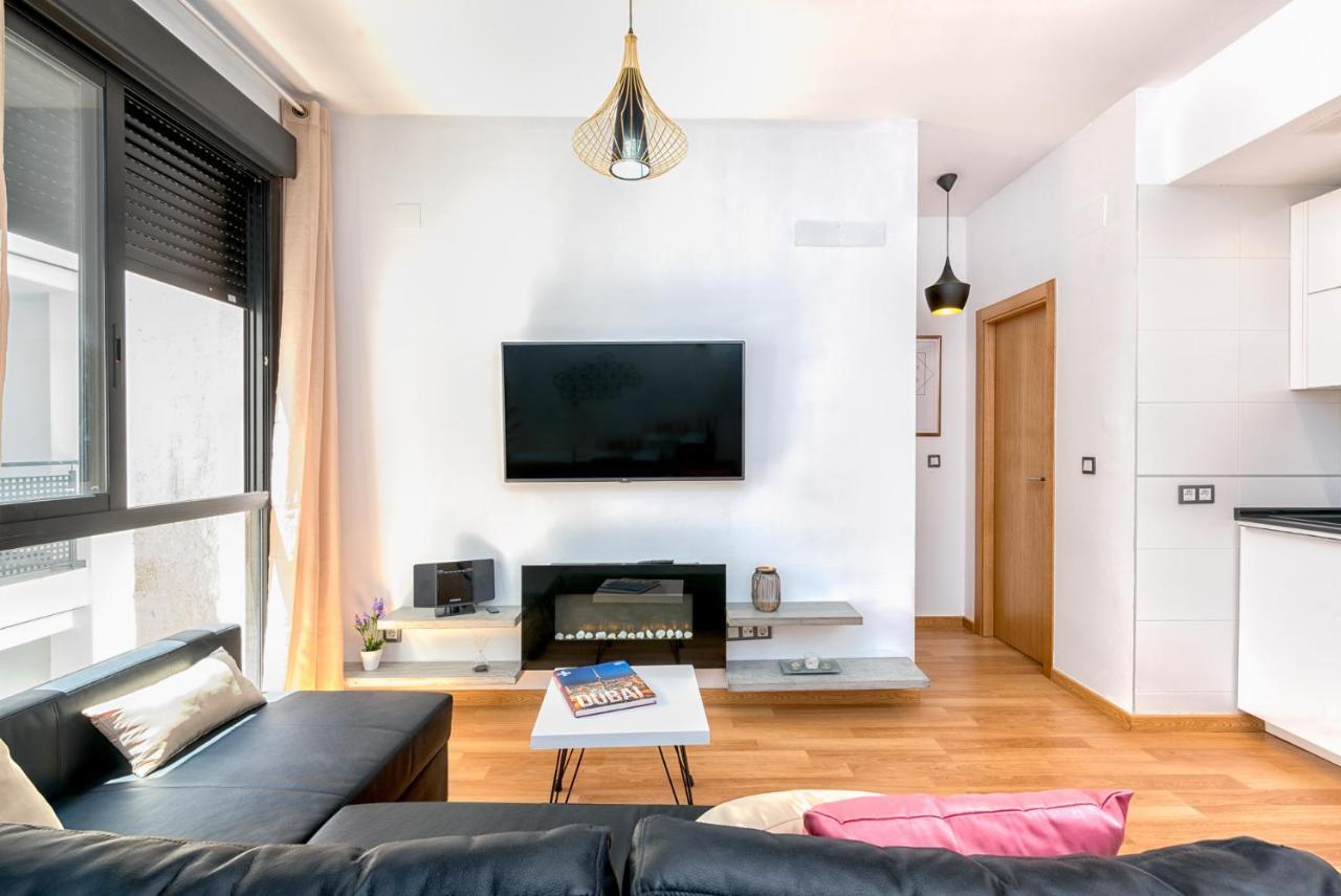 Appartement Atico Con Terraza Ac 1Hab En El Centro Y Piscina Comunitaria à Málaga Extérieur photo